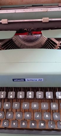 Mașina de scris olivetti