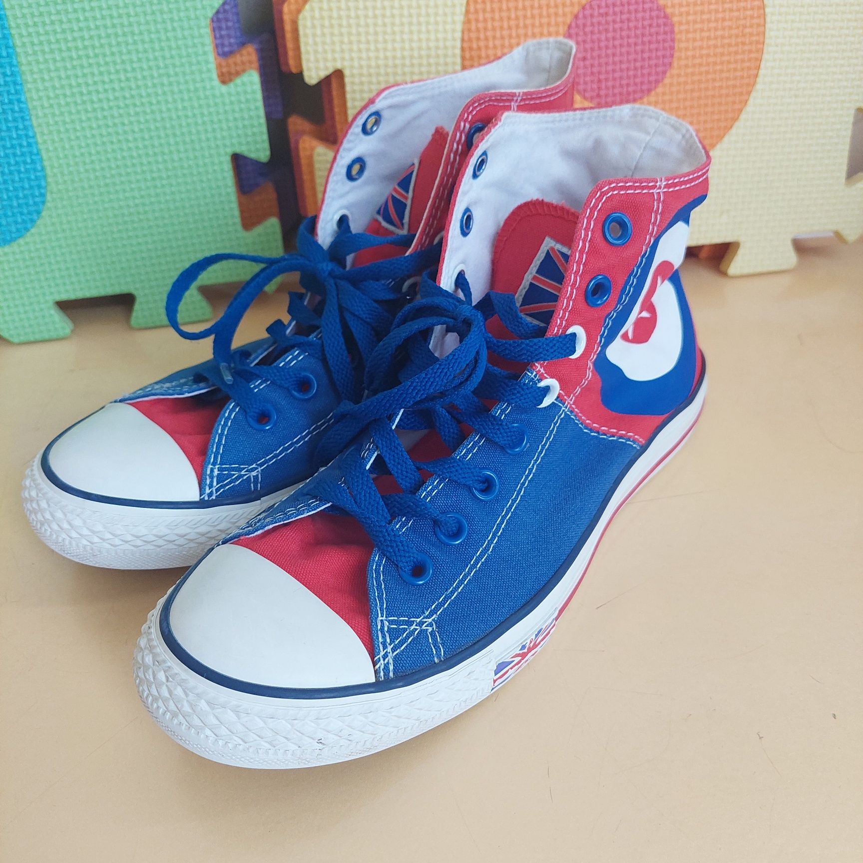 Кецове  Converse