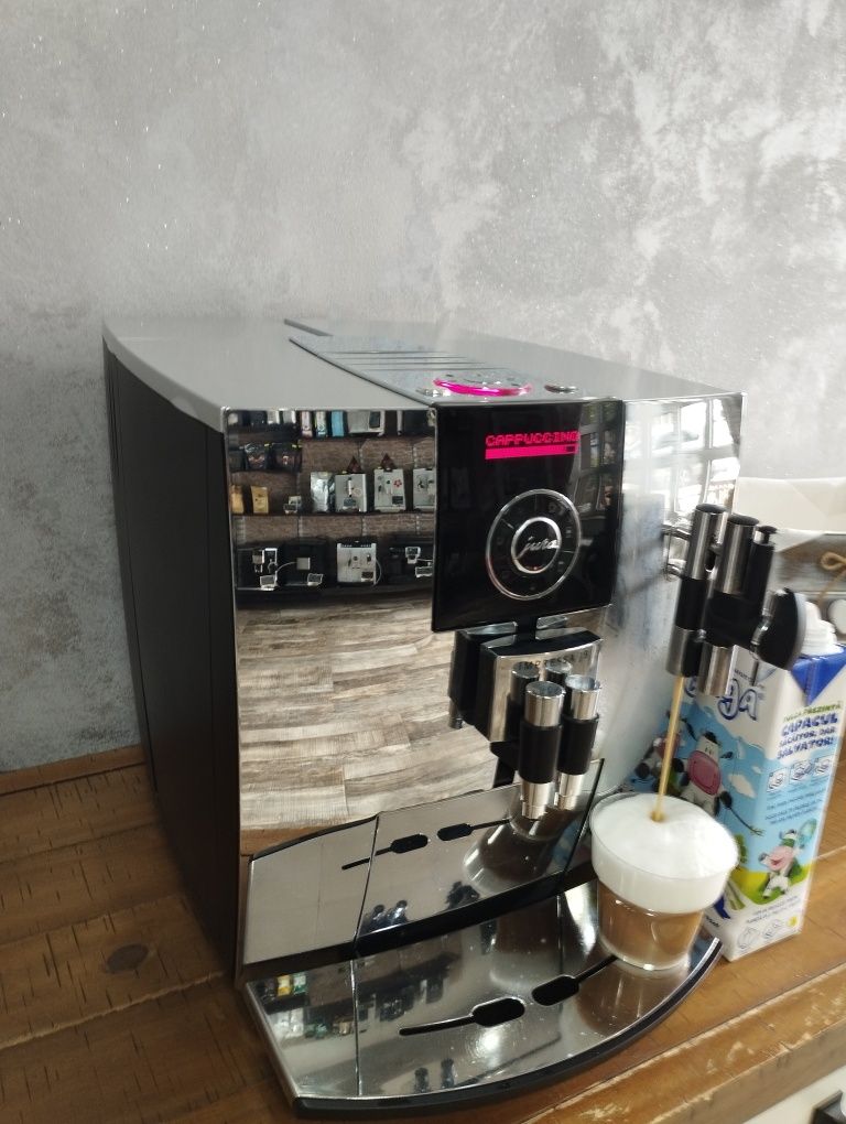 Aparat espressor de cafea Jura Impressa J9 Chrom