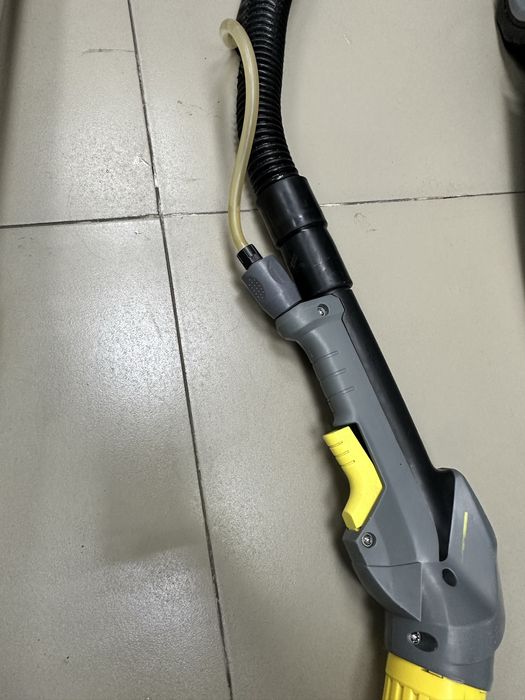 Моющий пылесос Karcher Puzzi 10/1 (ТМ79)