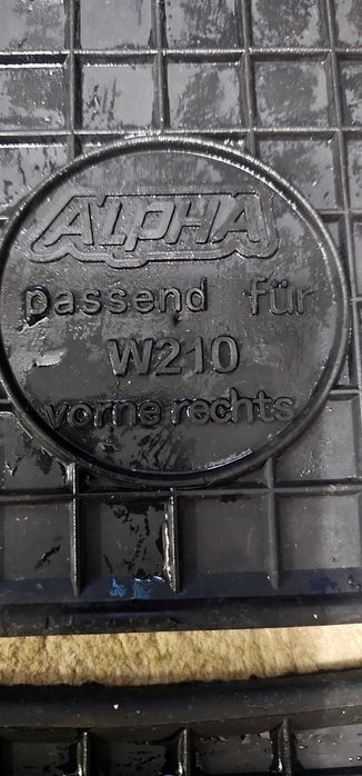 Коврики салона W210.