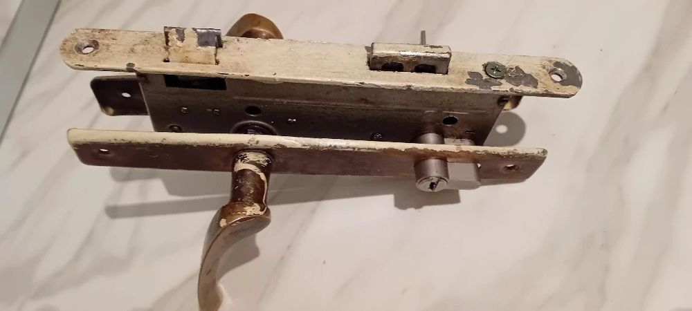 Секретна брава от соца.