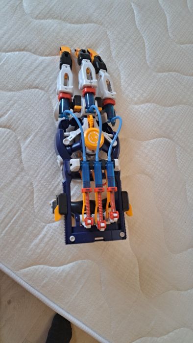 Хидравлична, механична ръка играчка