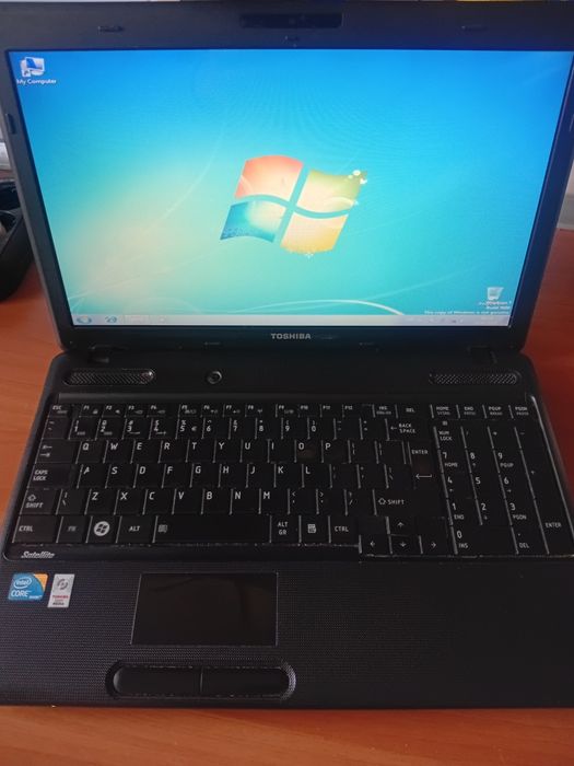 Laptop Toshiba Satellite C660 Intel I3 4GB oferta
