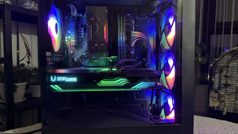 Геймърски Компютър / Ryzen 5 3600XT/32GB RAM/512GBNVMe+2TBHDD/ RTX3070