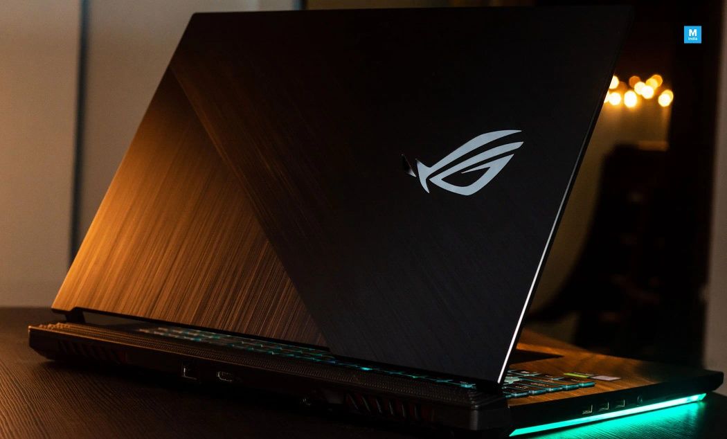ПЕРФЕКТЕН лаптоп Asus rog strix 17