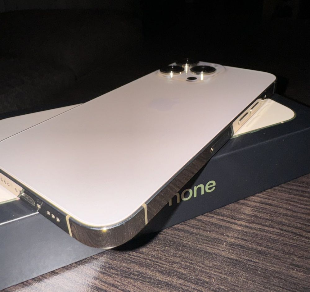 Iphone 13 pro gold