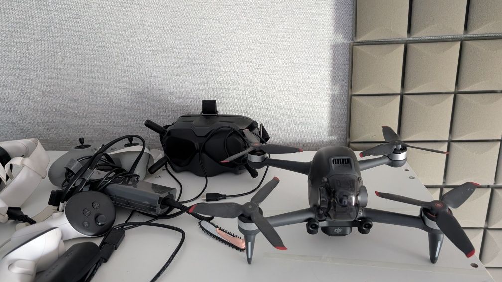 DJI FPV combo kit