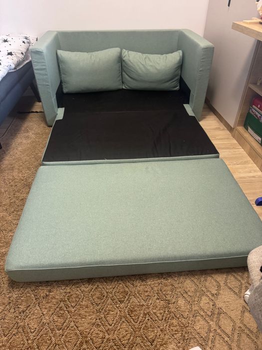 Canapea  extensibila verde mint