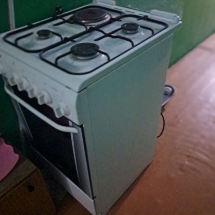 Продам плиту газовую