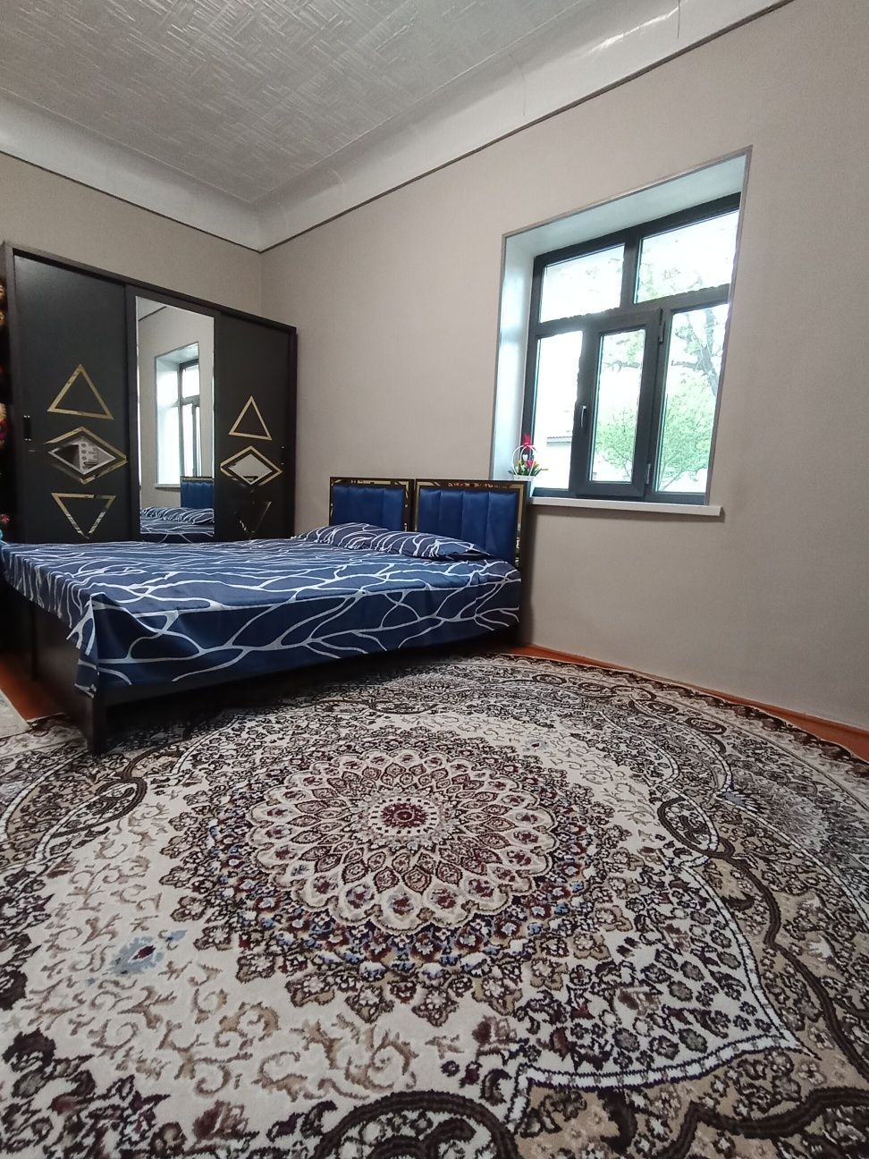 kamplekt spanli shkaf divanlar alohida yangi pachti