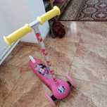 Trotineta 3 roti Minnie Mouse +cadou cască protecție Minnie