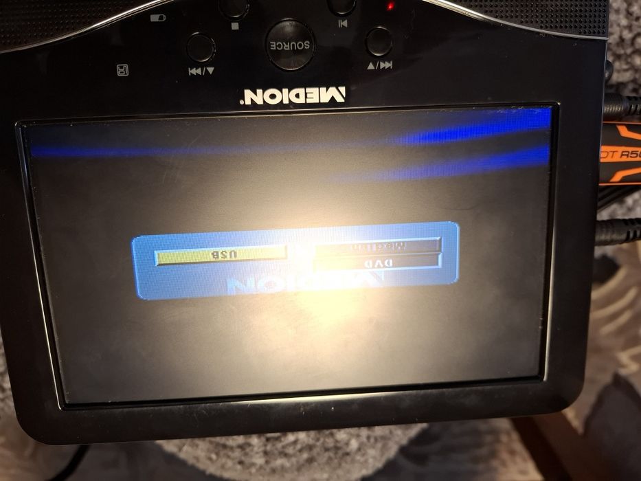 DVD auto Medion MD 84106