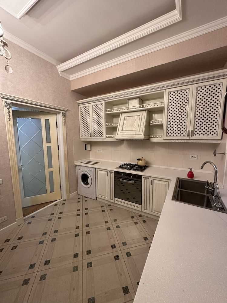 Продажа квартира 3х ком ЖК ИМПЕРИАЛ ул Шахрисабз  (жжб)