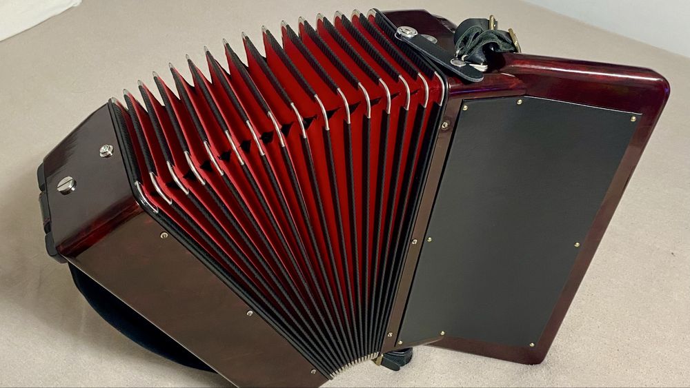 Acordeon HOHNER (cantora,supita,dalappe,juzi)