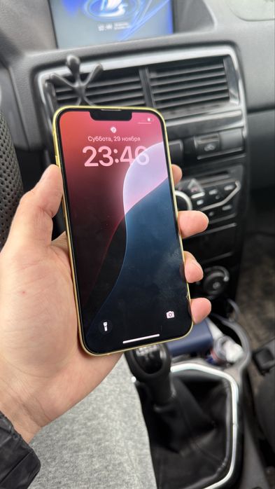 Айфон 14 в идеальном состоянии