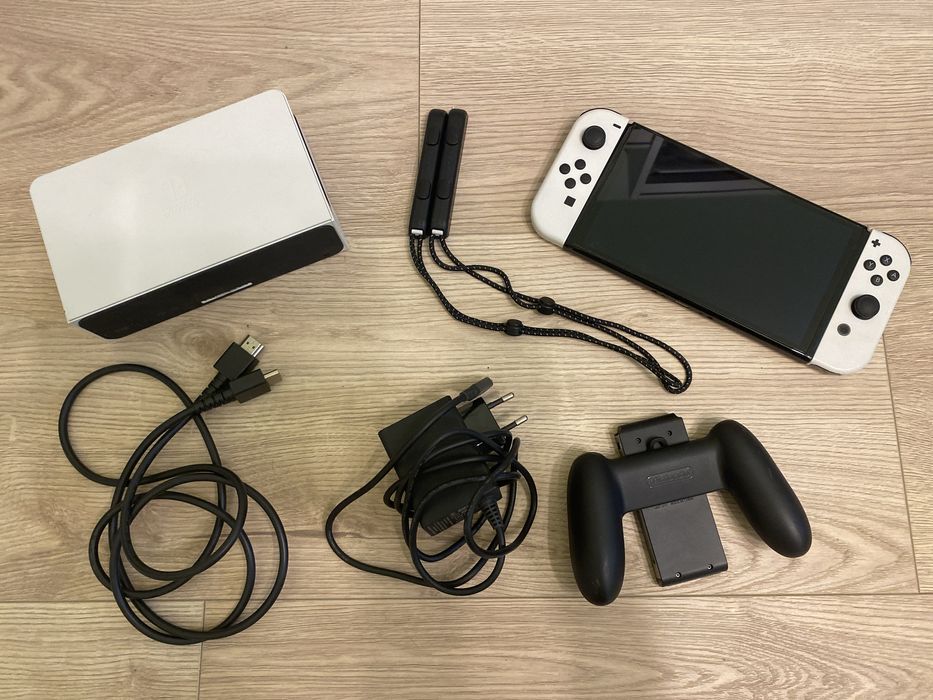 Nintendo switch OLED alb