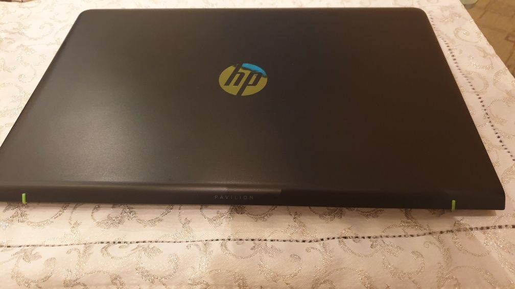 HP гейминг лаптоп 16RAM,1TB SSD M2 nvme,100% bat,model:15CB013N-1300лв