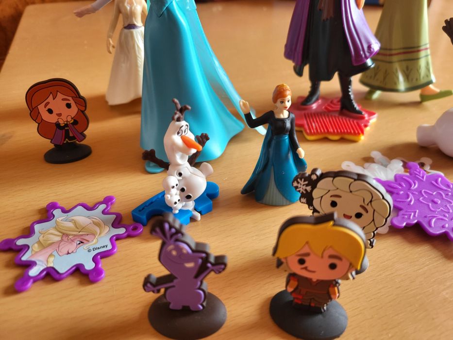 Figurine Frozen de la oua Kinder