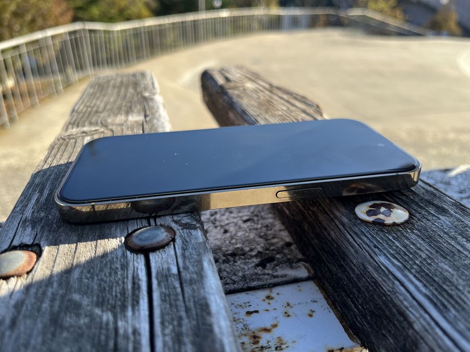 Продавам Iphone 14 Pro 128GB/80%