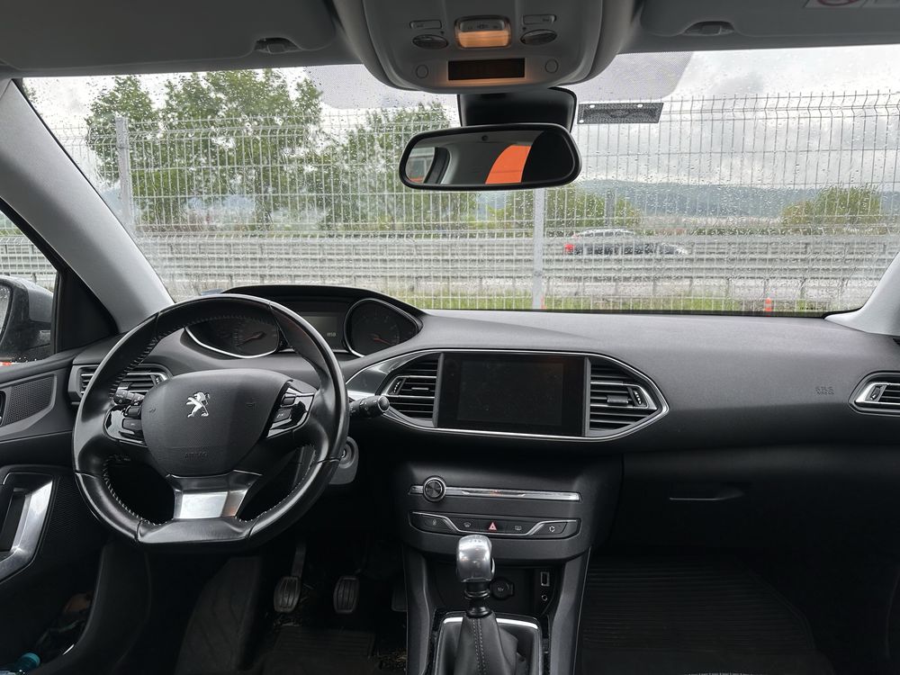 Peugeot 308 1.2 PureTech 2015