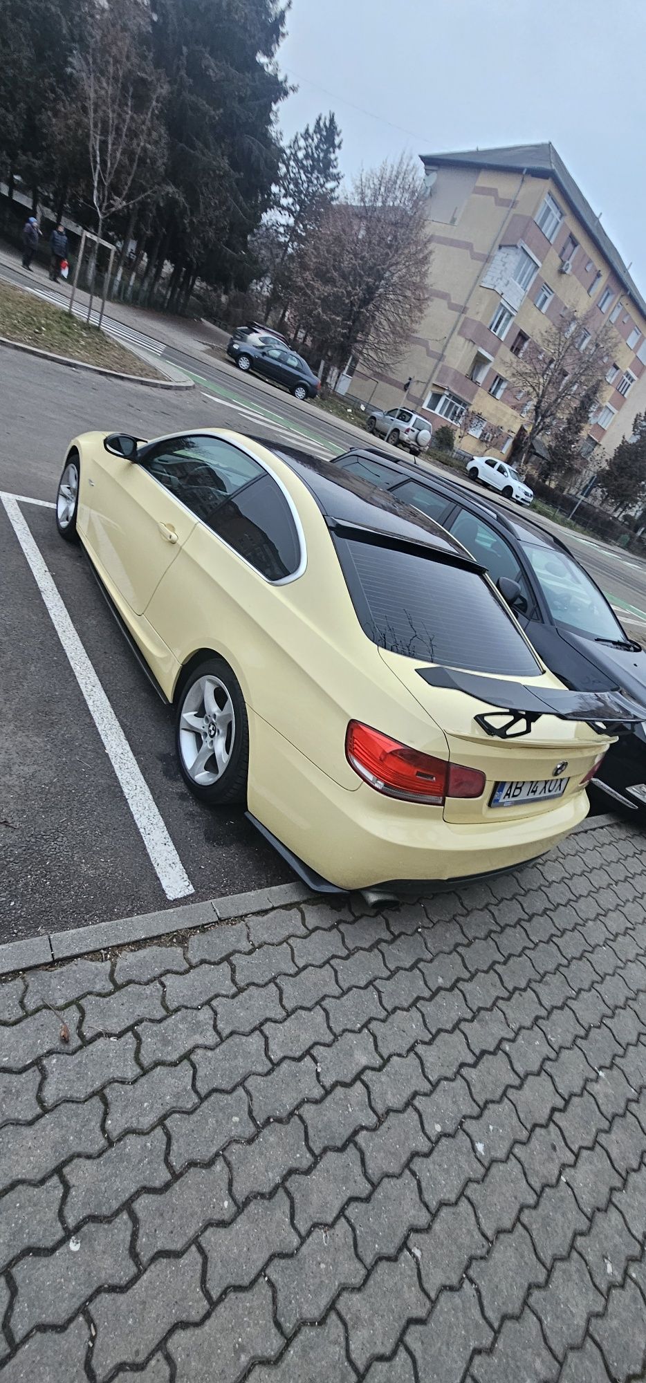 Vând BMW e92 2.0i