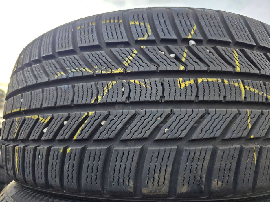 2бр Зимни гуми 235 40 19 - Continental