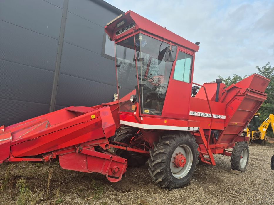 Vând  Bourgoin GR10 pe 2 rânduri