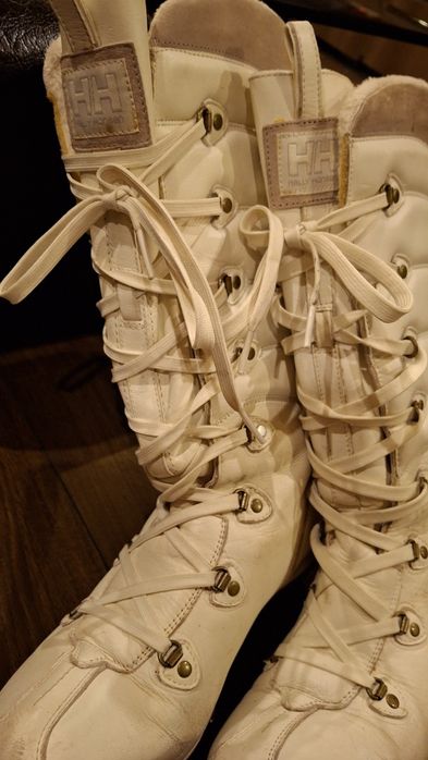 Helly Hansen дамски зимни ботуши, апрески естествена кожа