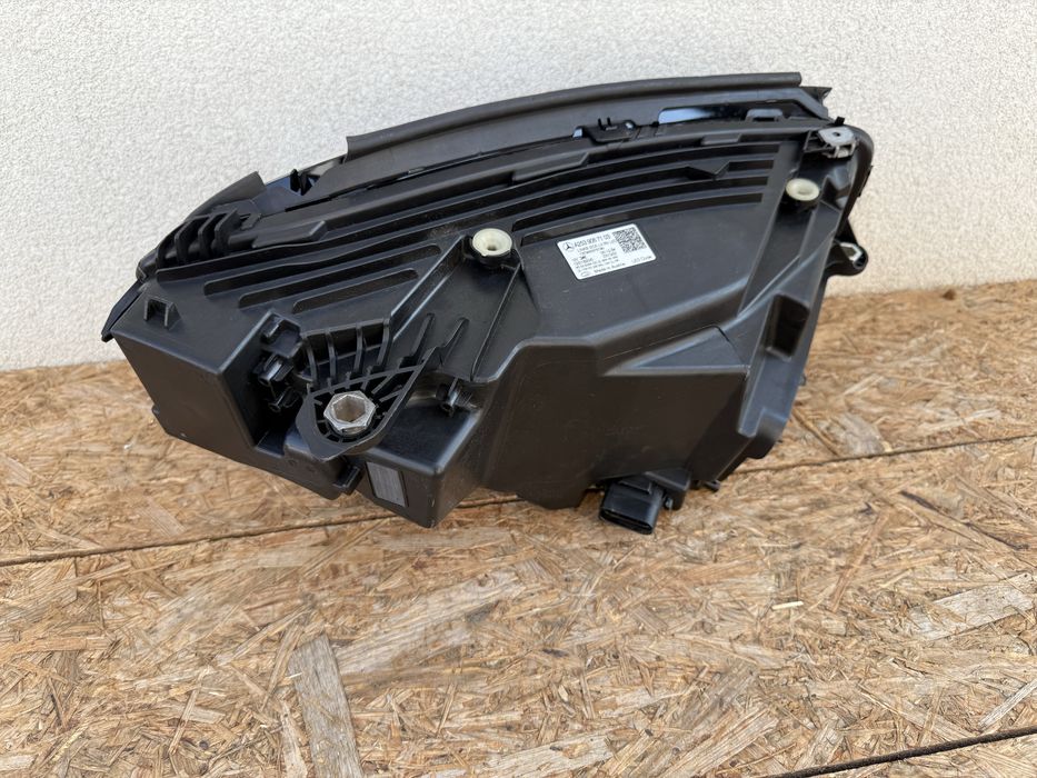 Far stanga Mercedes GLC W253 Facelift Full LED Multibeam Original