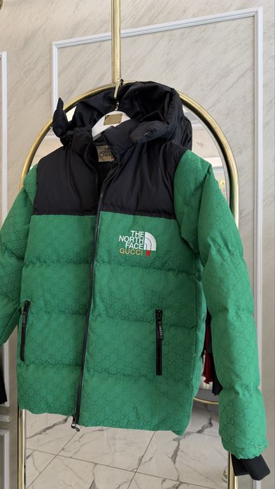Дамско Яке-North face Gucci