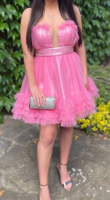 Стилна розова рокля