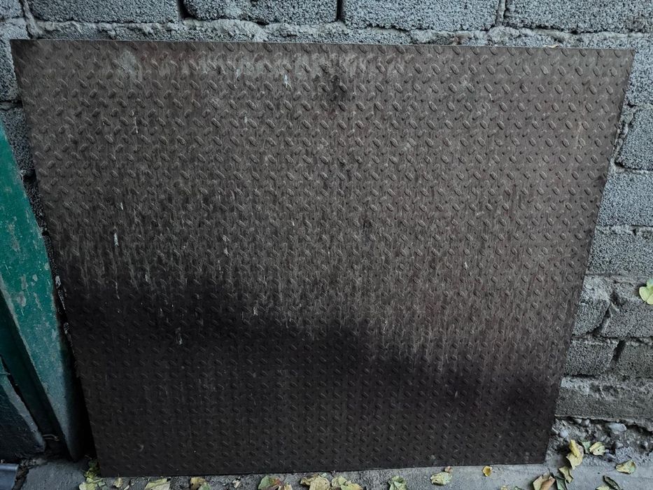 Металл листовой.