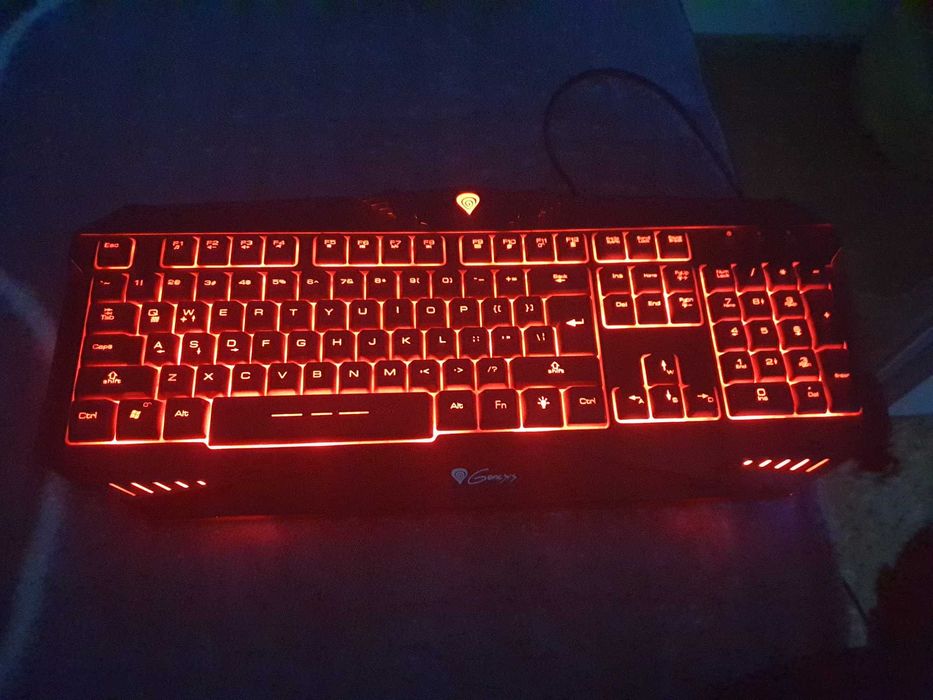 Tastatură pc Gaming Genesis  !!