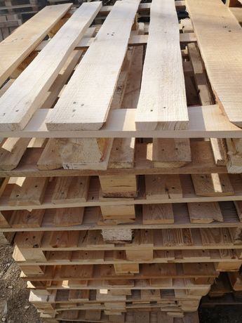 Paleti lemn noi albi