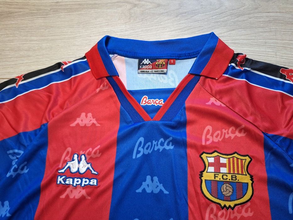 Футболна фланелка на Христо Стоичков #Барселона #ретро модел 1997/98!