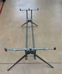 Rod Pod East Shark - 3 posturi reglabile ( extensibil )