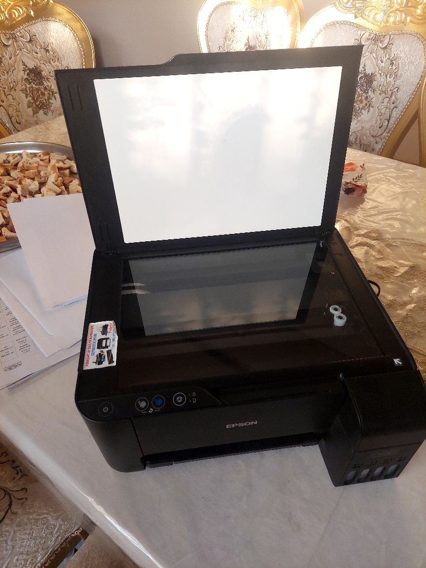 Сотилади рангли принтер3100