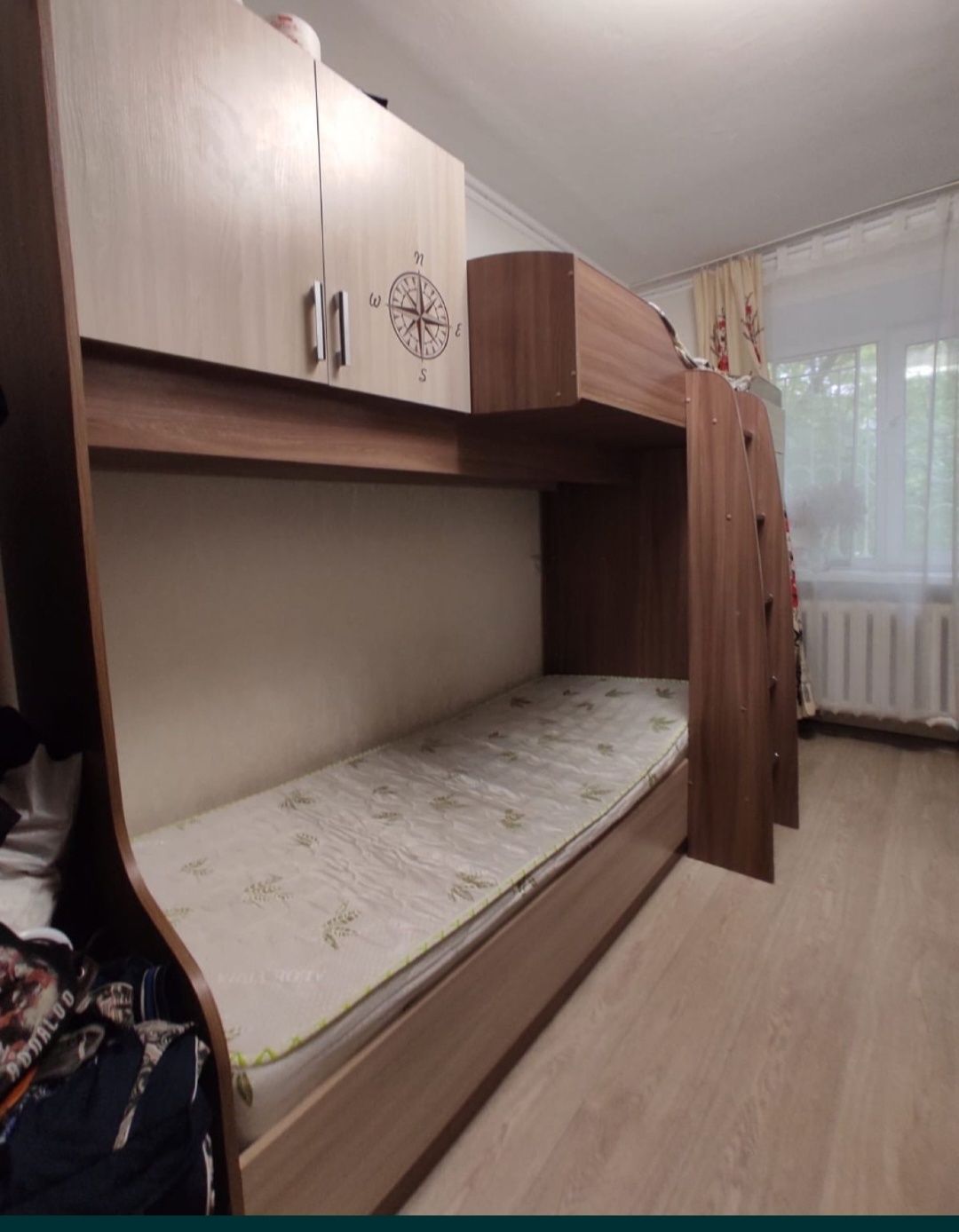 Продается двухъярусная кровать