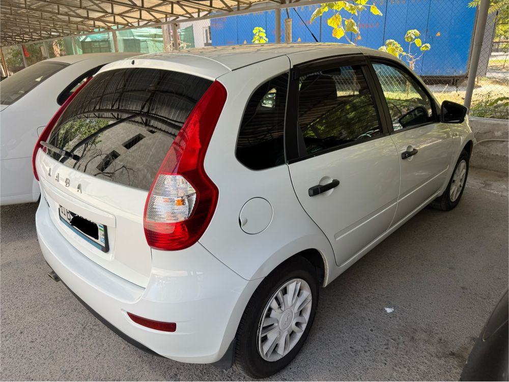 Lada Granta 2019год не бита, не крашенна