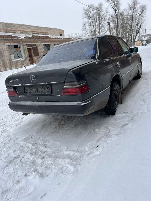 Полный разбор.Автомобиль Мерседес 124.Год выпуска 1992.Обьем 2.0л.