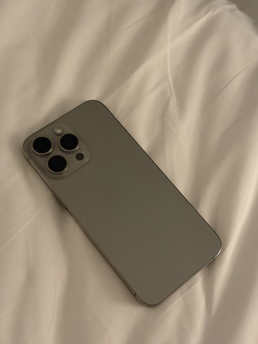 Продам Айфон 15 Pro Max 512 GB