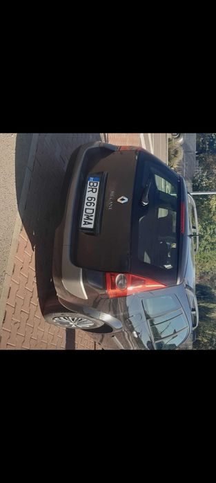 Vând Renault megane