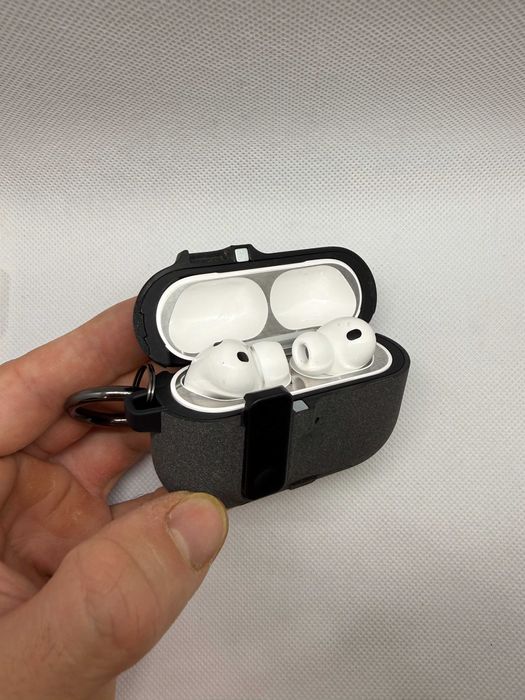 Кейс за AirPods Pro 3