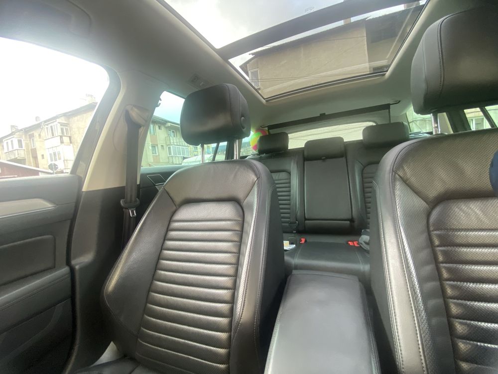 WV Passat R-Line