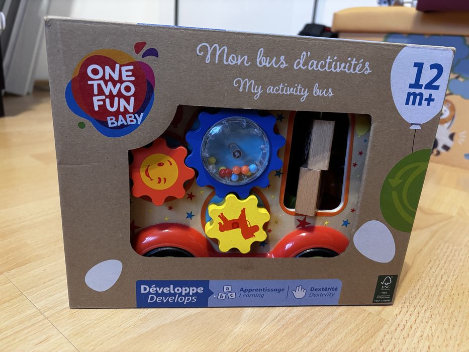 Autobuz cu activitati lemn One Two Fun