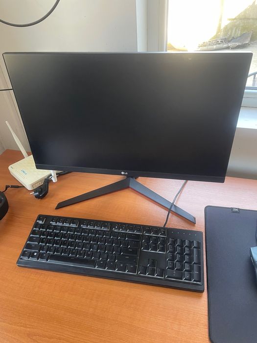 Vând PC gaming (sistem complet) RTX 4060