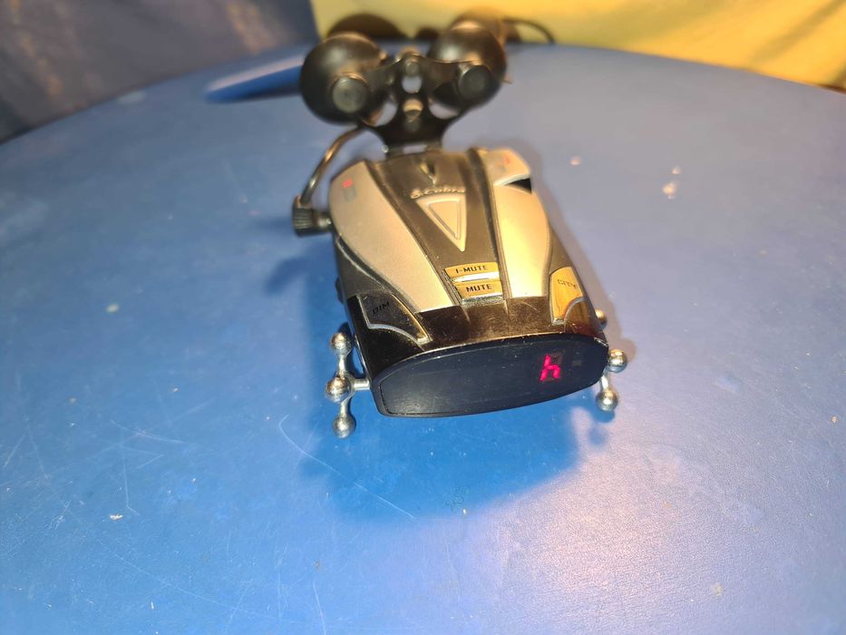 Detector radar XRS 9330 TESTAT CU PISTOL RADAR