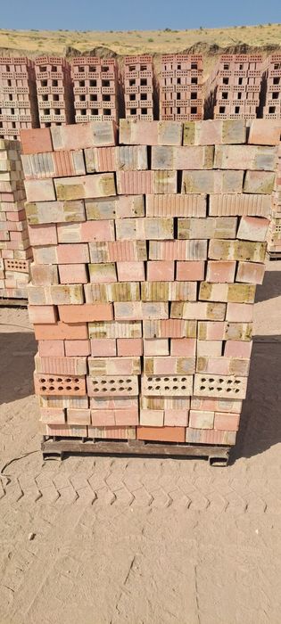 Кирпич Гишт Акция 1100 сум с доставкой до Ташкента