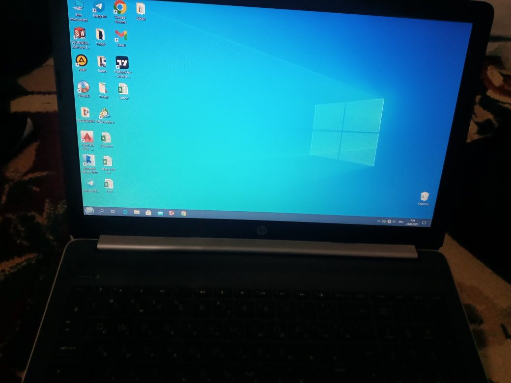 Noteboob HP core i5